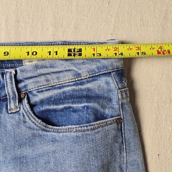 Blank NYC Women's Jeans Size‎ 27 Distressed Denim with Stylish Tears - Picture 3 of 16